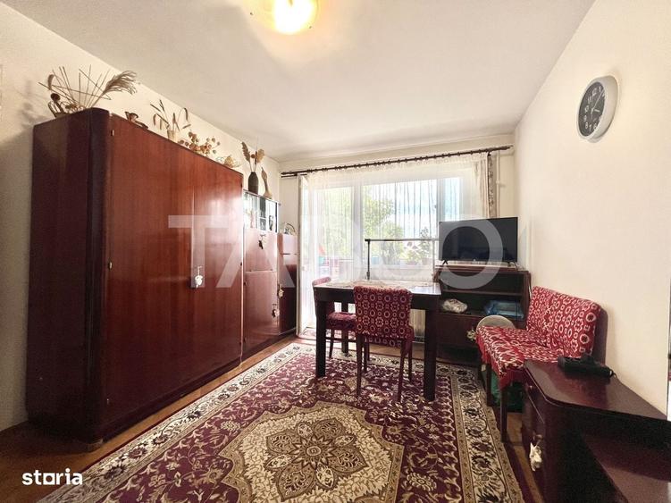 Apartament cu 3 camere semidecomandat în Mănăștur