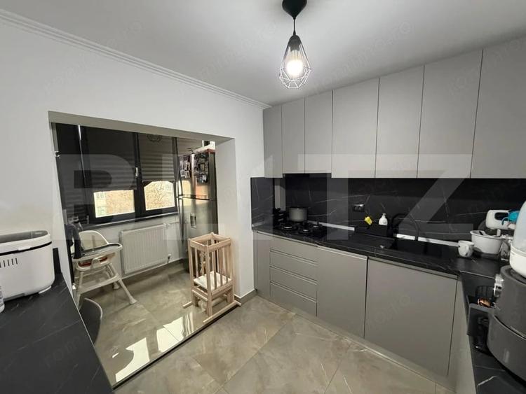Apartament 3 camere decomandat, 68 mp, zona Rovine - 3