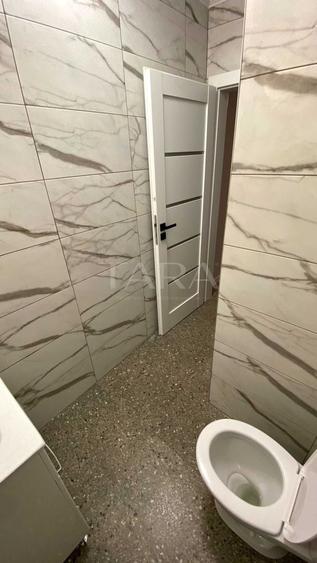 Apartament cu 3 camere semidecomandat în Florești