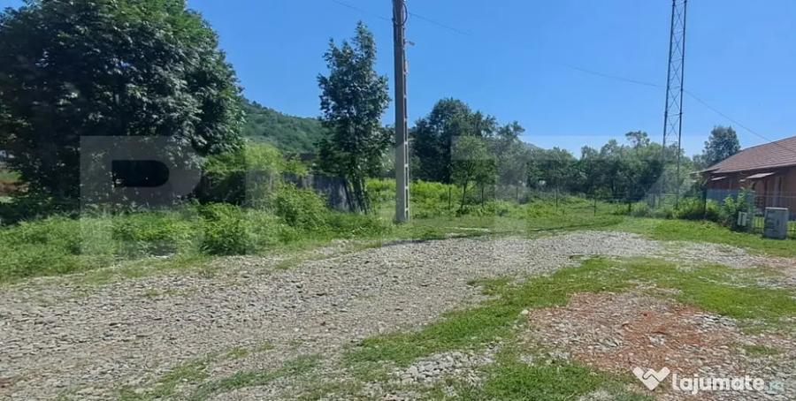 Teren intravilan 1.000 mp cu PUZ, priveli?te Mun?ii Faga - 2
