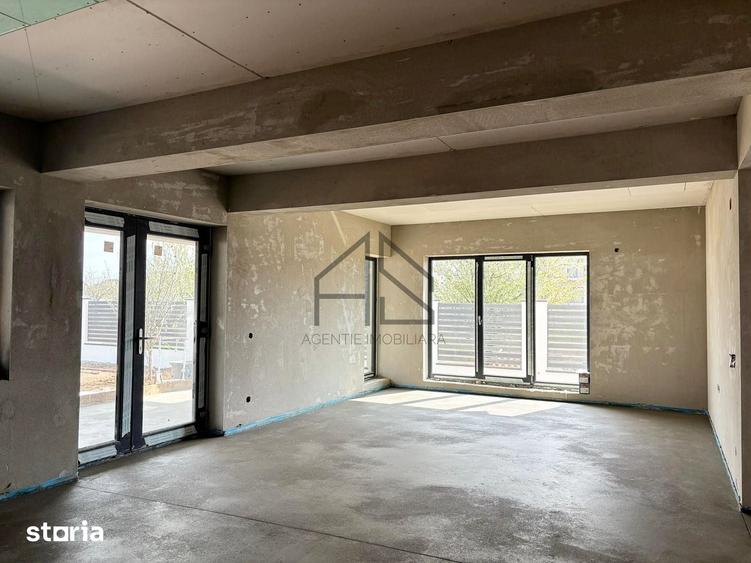 Casă cu 4 camere cu Teren 750 Mp în Central