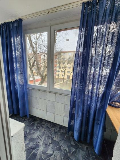 Apartament cu 2 camere decomandat în Aradului