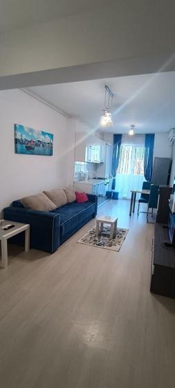 Apartament cu 2 camere semidecomandat în Exterior Vest