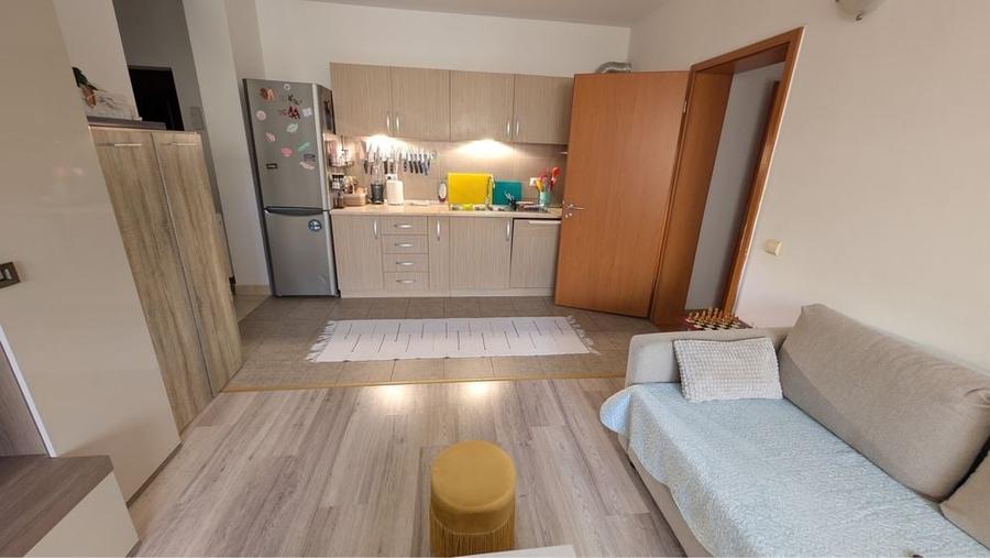 Apartament cu 3 camere în Calea Dumbrăvii