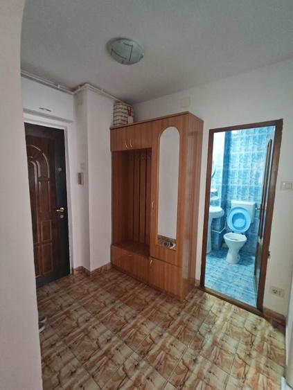 Apartament cu 2 camere decomandat în Nicolae Titulescu