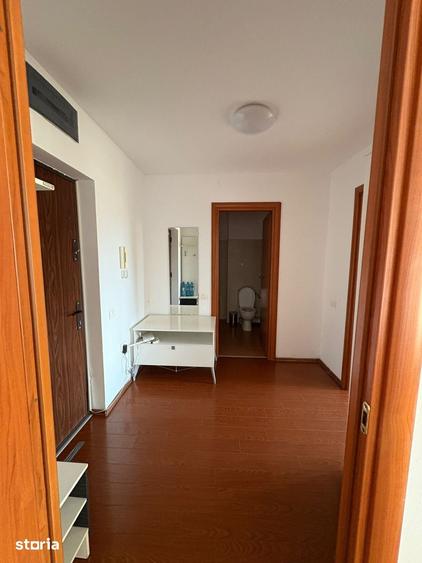 Apartament cu 2 camere decomandat în Pajura