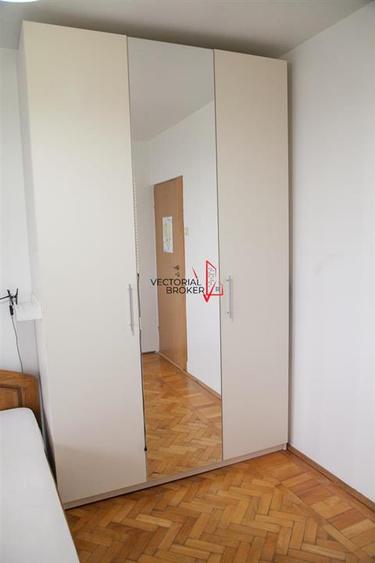 Apartament cu 2 camere decomandat, mobilat în Basarabia