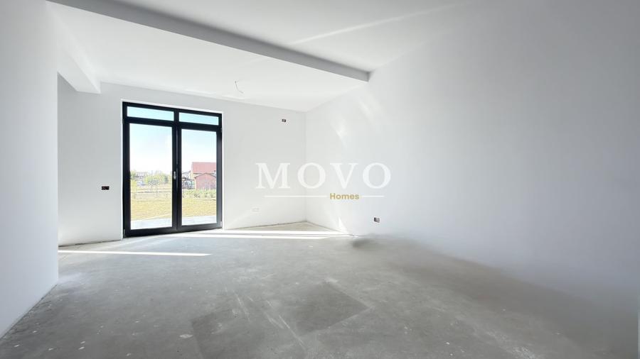 Duplex cu 4 camere cu Canalizare în Dumbrăvița