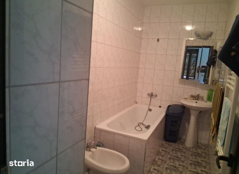 Casă cu 4 camere cu Teren 400 Mp în Valea Lupului