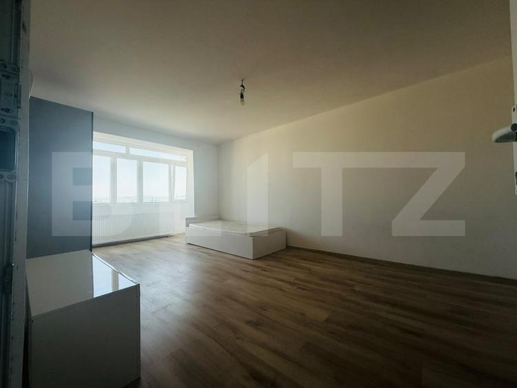 Apartament cu 2 camere decomandat, mobilat în Craiter