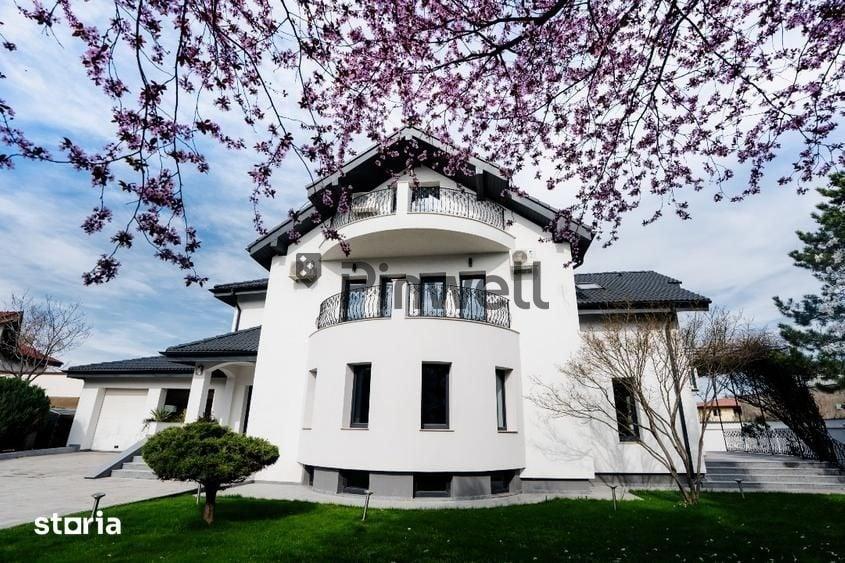 Casă cu 7 camere cu Teren 1000 Mp în Sud