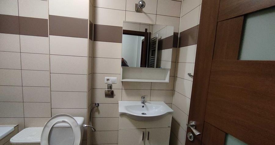 Apartament cu 2 camere decomandat în Florești
