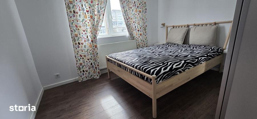 Micro 4 Targoviste , inchiriere apartament 3 camere - 6