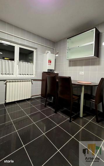 Apartament cu 3 camere decomandat, mobilat în Vitan