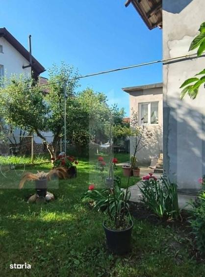 Casă cu 7 camere cu Teren 520 Mp în Mihai Eminescu