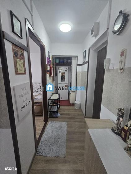 Apartament cu 2 camere decomandat în Central