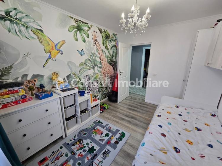 Apartament cu 3 camere decomandat, mobilat în Mărăști