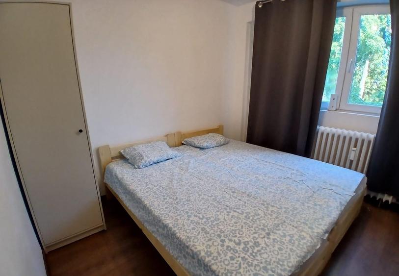 Apartament cu 2 camere decomandat în Drumul Taberei