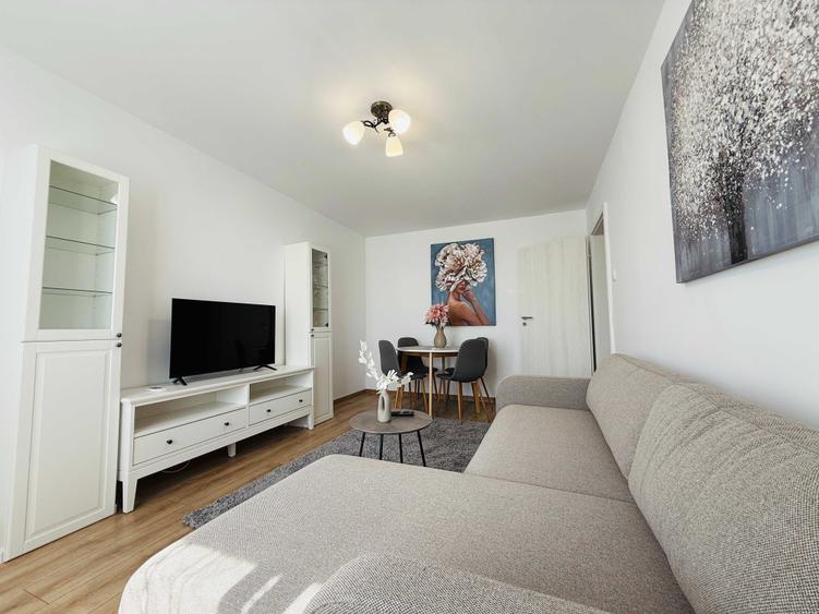 Apartament cu 3 camere decomandat în Giulești