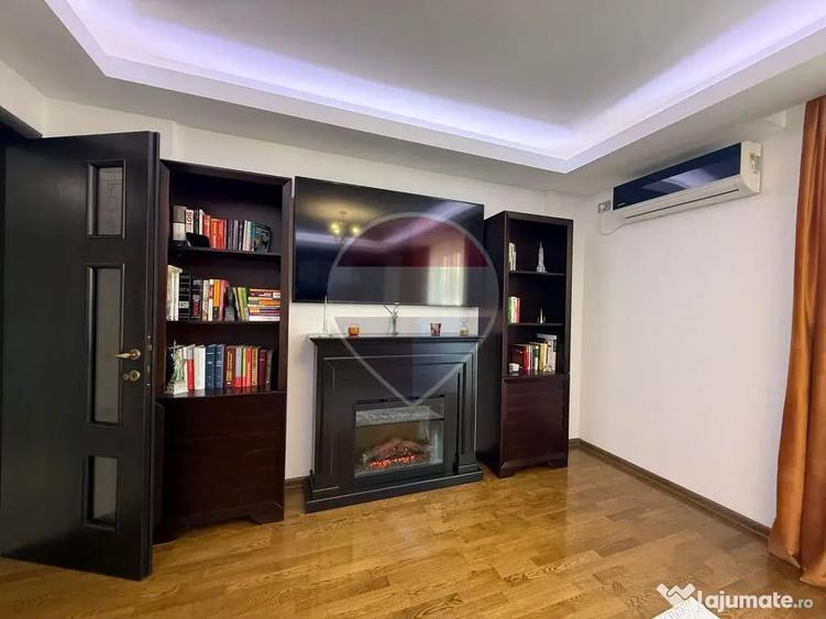 Apartament cu 4 camere decomandat în Titan