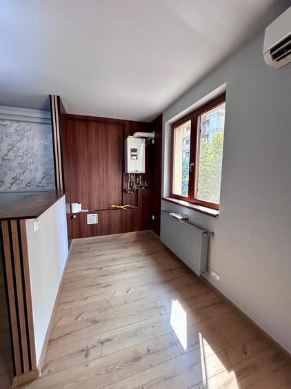 Apartament cu 2 camere decomandat în Olteni