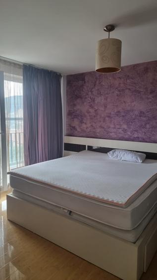 Apartament cu 3 camere decomandat în Libertății