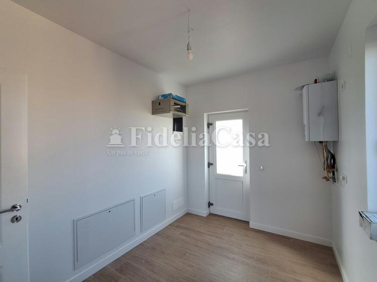 Casă cu 4 camere cu Teren 528 Mp în Breazu