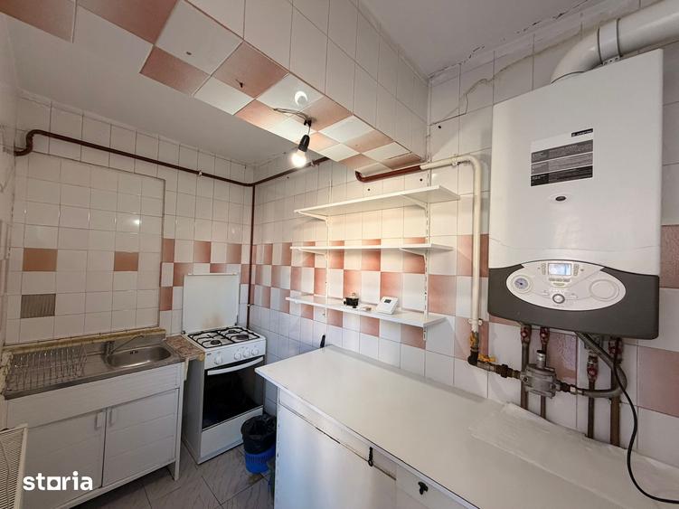 Apartament cu 2 camere decomandat în Calea București