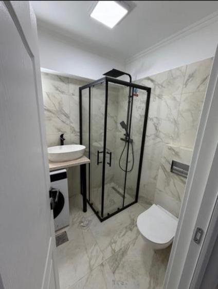 Apartament cu 2 camere semidecomandat, mobilat în Bucureștii Noi