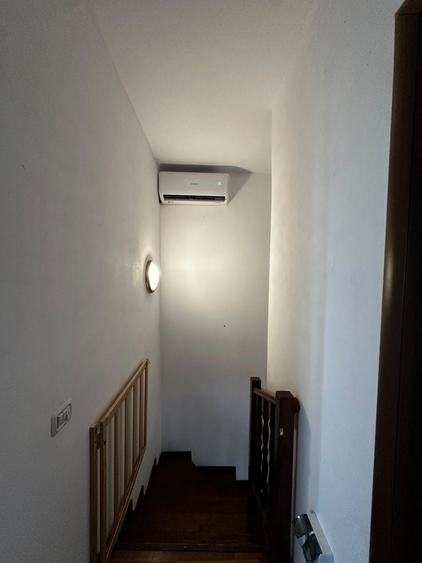 Casă cu 4 camere în Valea Lupului