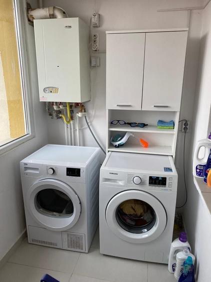 Apartament cu 3 camere decomandat, mobilat în Sud