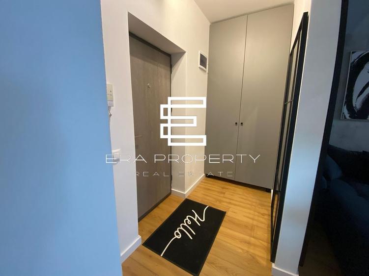 Apartament cu 2 camere semidecomandat, mobilat în Cristian