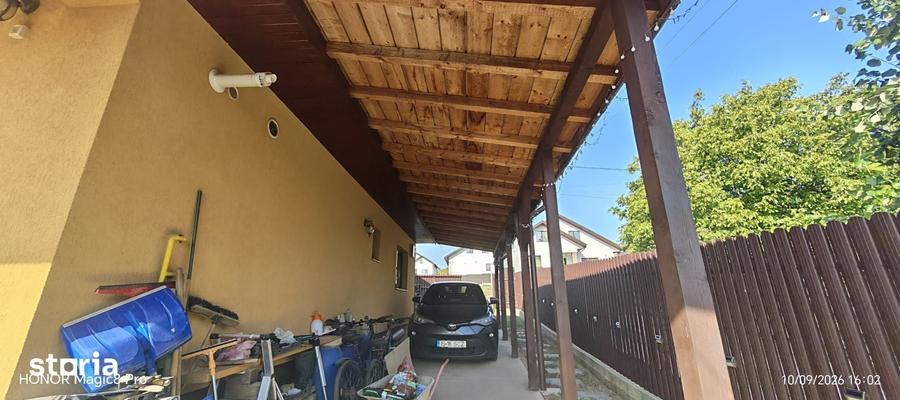 Casă cu 3 camere cu Teren 450 Mp în Tomești