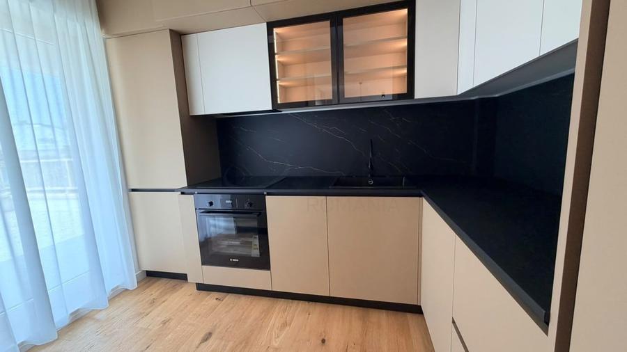 Apartament cu 3 camere decomandat, mobilat în Unirii