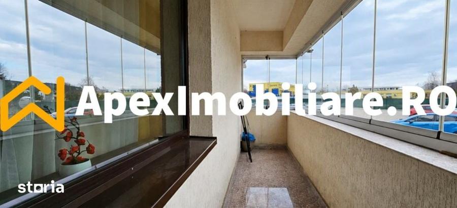 Apartament cu 3 camere semidecomandat în Dămăroaia