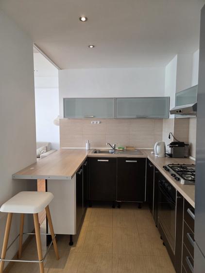 Apartament cu 3 camere decomandat, mobilat în Dorobanți