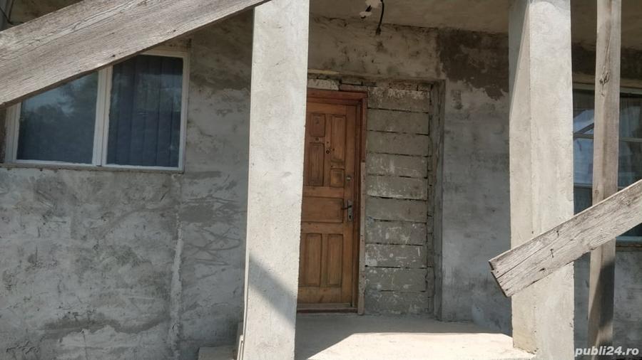 Casă cu 6 camere în Central