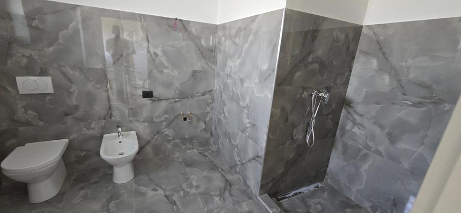 Casă individuală cu 3 camere cu Teren 500 Mp în Nord-Est