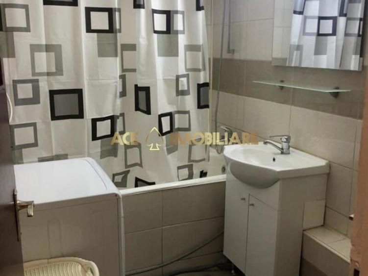 Apartament cu 2 camere decomandat, mobilat în Victoriei