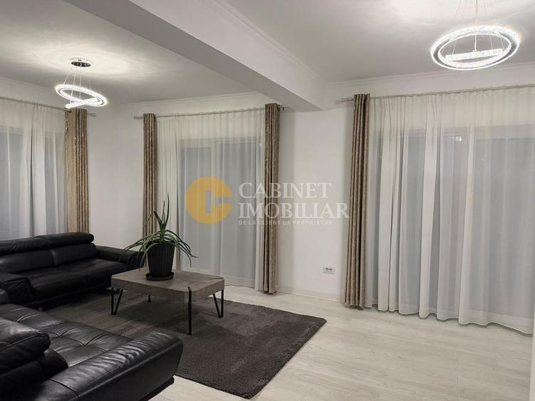 Casă individuală cu 4 camere cu Canalizare în Valea Adâncă