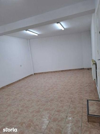 Casă cu 4 camere cu Teren 98 Mp în Dobroești