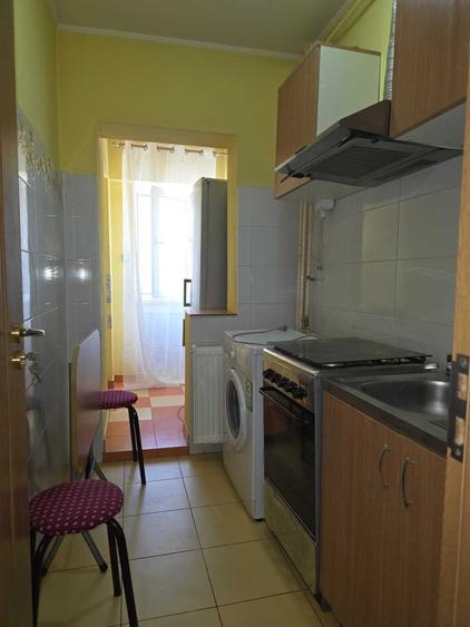 Garsonieră decomandată în Nord