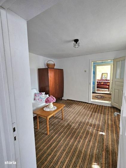 Casă cu 4 camere cu Teren 1100 Mp în Muntenii de Jos