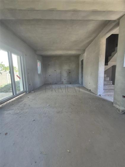 DUPLEX DESPARTIT - SUPRAFETE MARI - ZONA EXCELENTA - 13