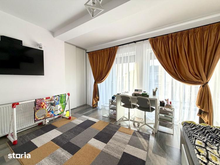 Casă cu 3 camere cu Teren 370 Mp în Dumbrăvița