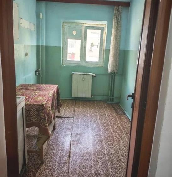 Apartament cu 2 camere decomandat în 1 Decembrie 1918