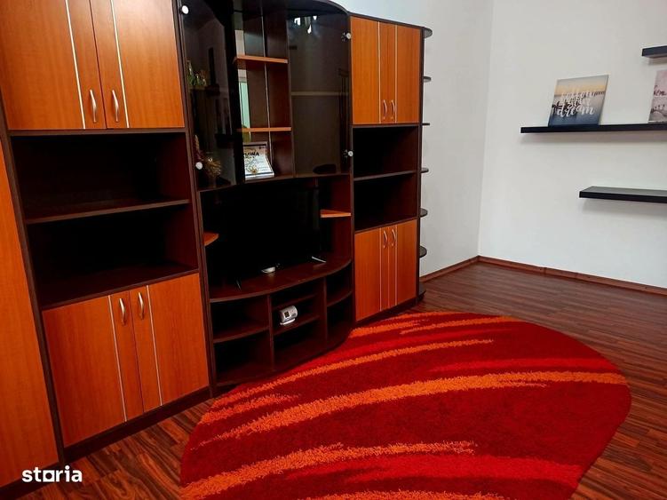 Apartament cu 2 camere decomandat în Trivale