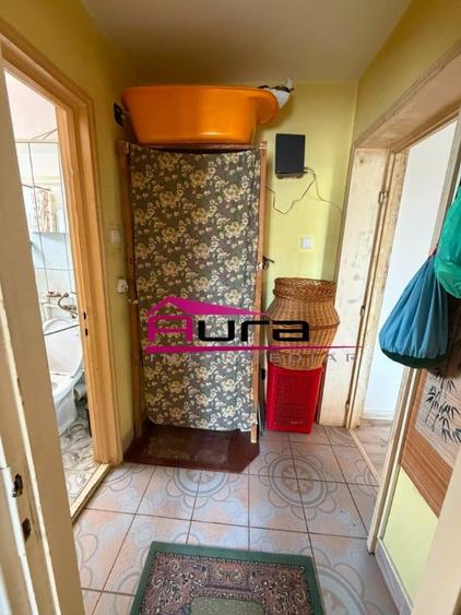 Apartament 3 camere Str.Victoriei - 16