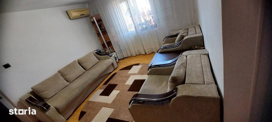 Apartament cu 2 camere în Micro 6