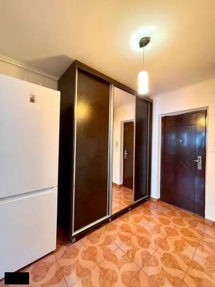 Apartament cu 2 camere decomandat în Basarabia